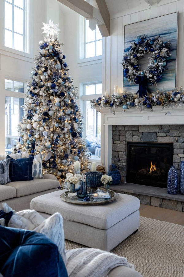Coastal Elegant Living Room with a Striking Blue and White Christmas Theme — Christmas Living Room Decor