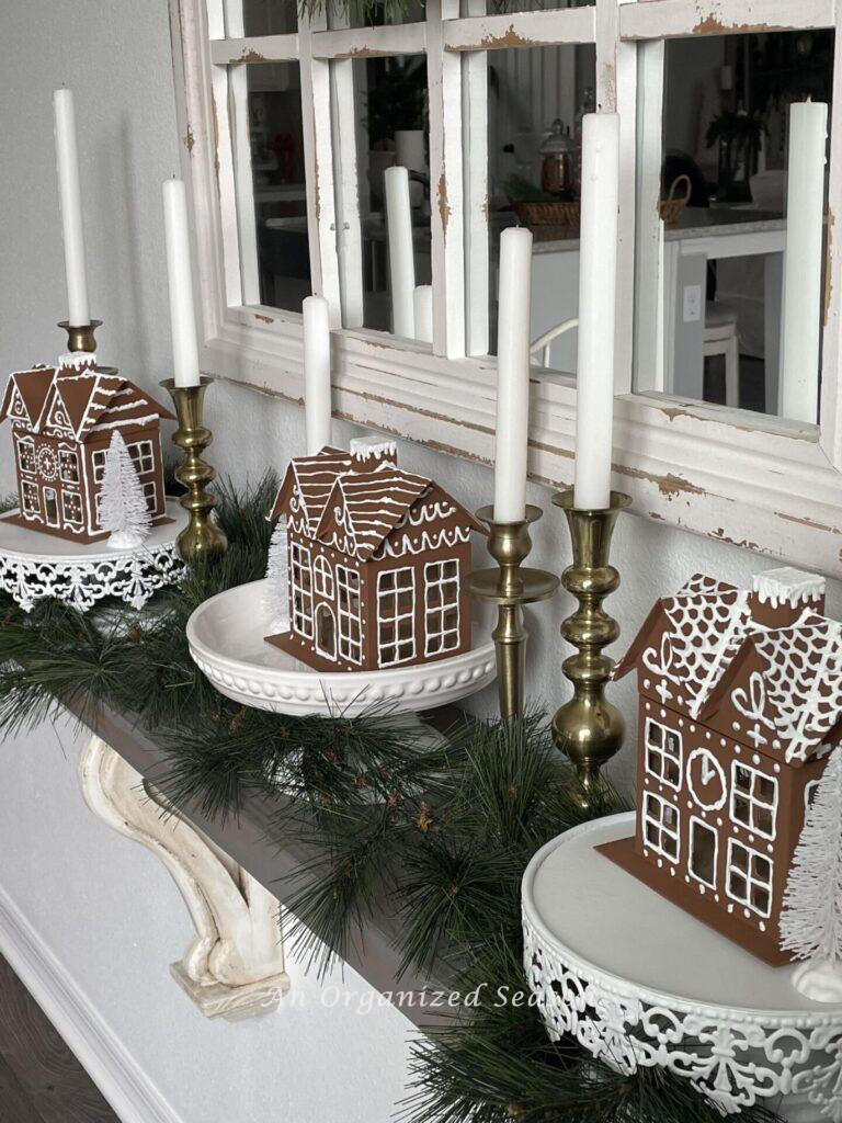 Farmhouse Mantel Display with Gingerbread Houses — Gingerbread Christmas Decor