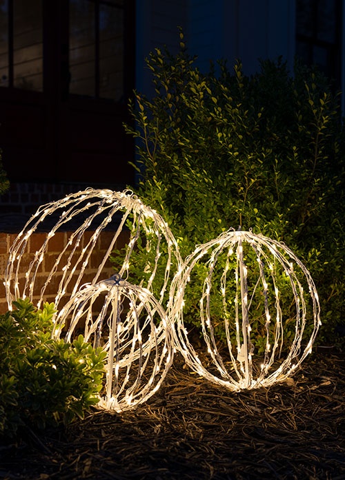 Modern Garden Orb Lights for a Chic Display Modern Garden Orb Lights for a Chic Display — Outdoor Christmas Lights