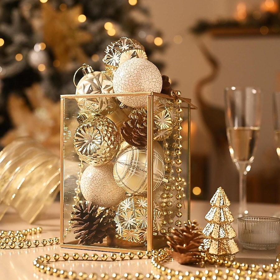 Glamorous Gold and White Ornament Vignette for a Party Table — Christmas Party Decor