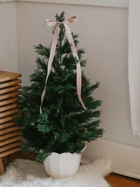 Scandi Style Tree in a Scalloped Planter on Faux Fur — Small Christmas Tree Decor