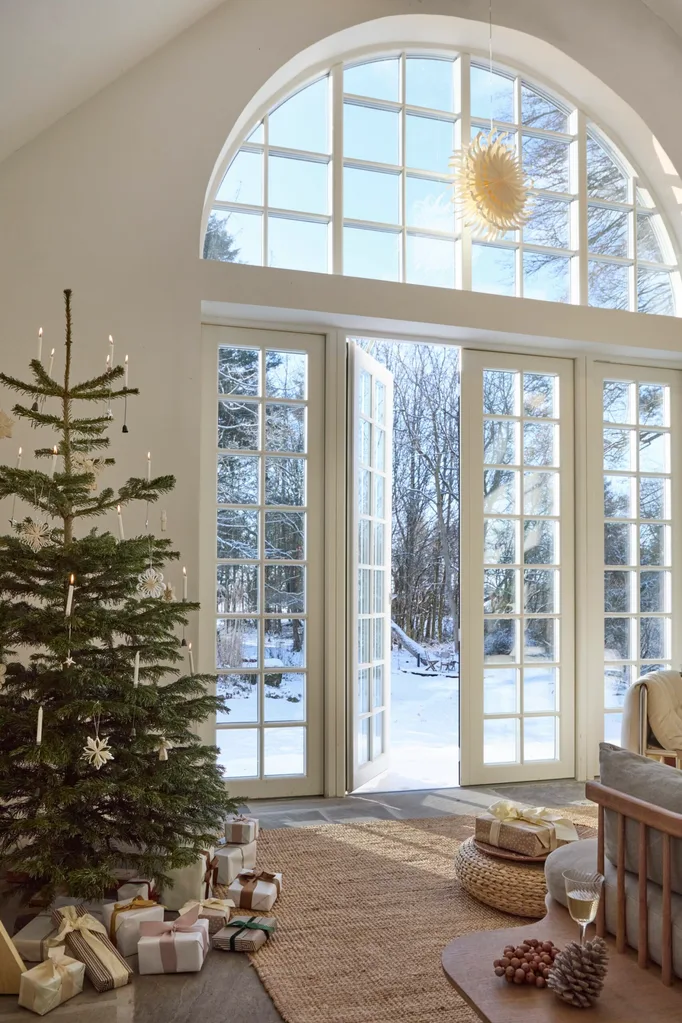 Farmhouse Christmas Tree with Candle Lights and Snowy View