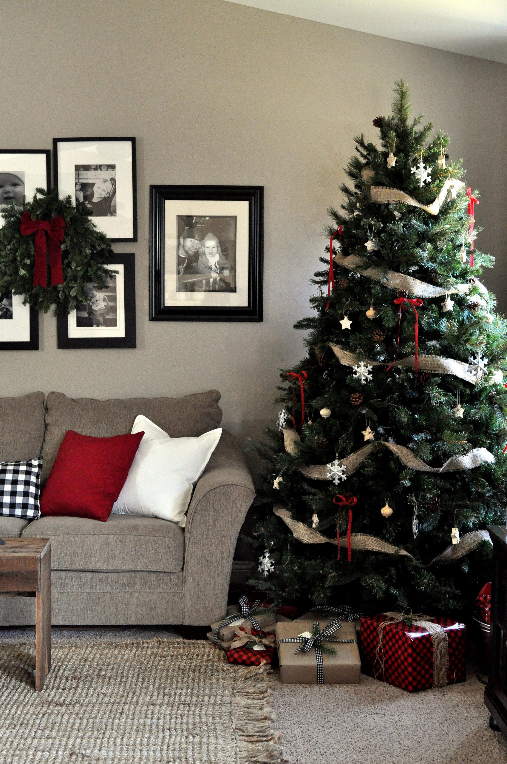 Farmhouse Tree with Ribbon and Gallery Wall — Farmhouse Christmas Tree