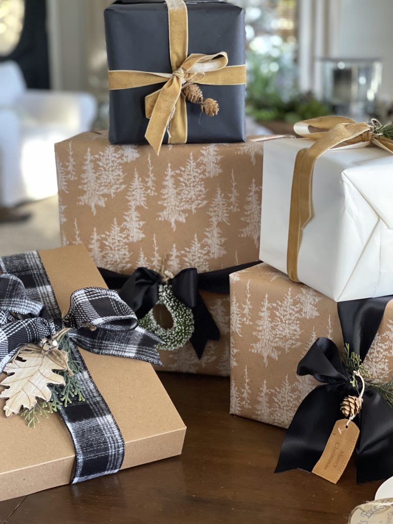 Eclectic Farmhouse: Mixed Textures Eclectic Farmhouse: Mixed Textures — Christmas Gift Wrapping