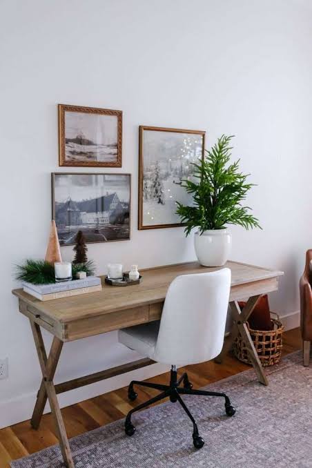 Modern Farmhouse Desk with Evergreen Tree and Candles Modern Farmhouse Desk with Evergreen Tree and Candles — Christmas Home Office Decor