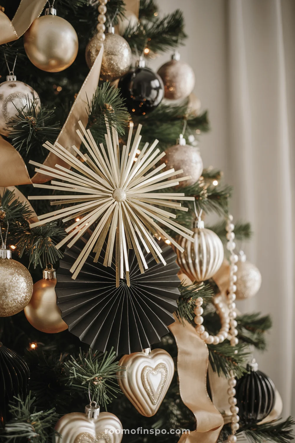 9 Big Christmas Tree Trends for 2026 That'll Be Everywhere