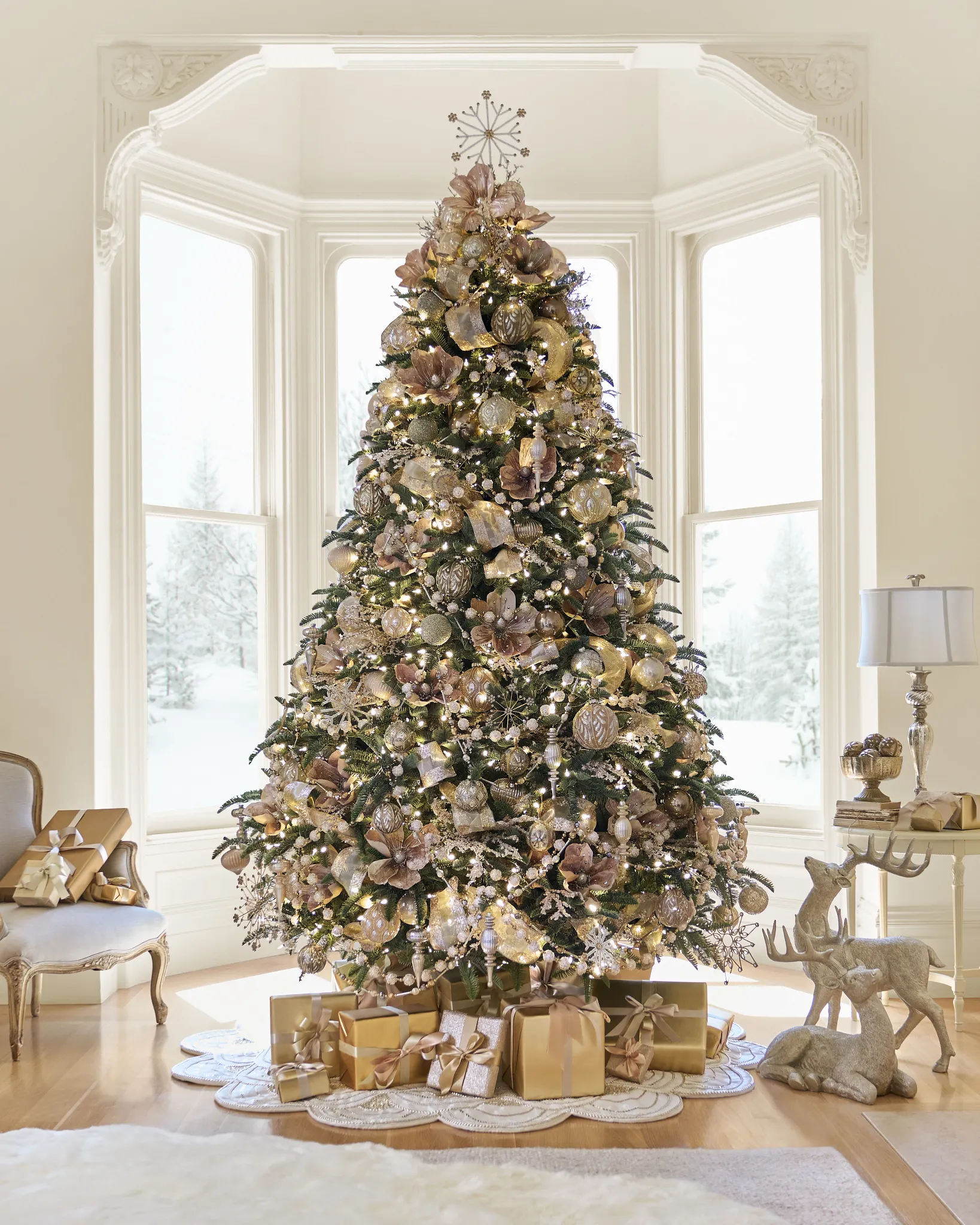 Elegant Soft Glam Visual Idea Elegant Soft Glam Visual Idea — Glam Christmas Tree