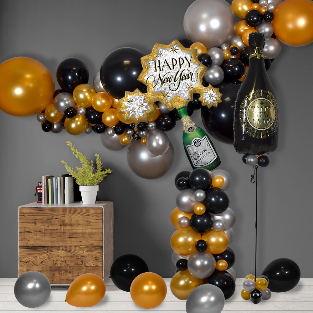 New Year's Eve Balloon Garland Arch with Champagne Bottle and Number Balloons New Year's Eve Balloon Garland Arch with Champagne Bottle and Number Balloons — New Years Eve Balloon Garland