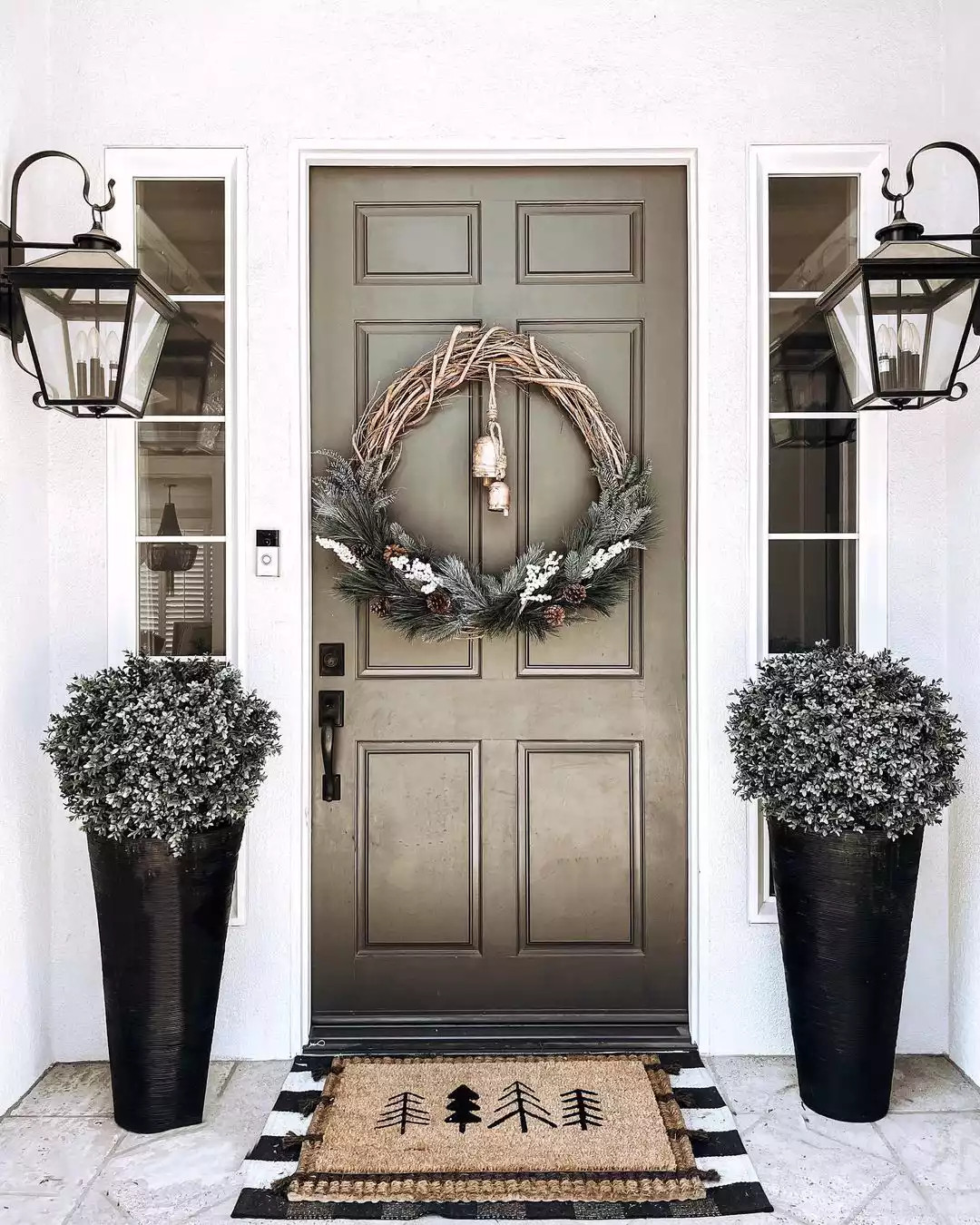 Elegant Modern Winter Door with Planters and Lanterns Elegant Modern Winter Door with Planters and Lanterns — Winter Front Door Decor