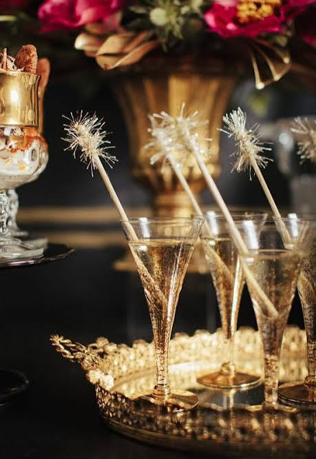 Serve Champagne with Sparkling Gold Stirrers on an Ornate Tray Serve Champagne with Sparkling Gold Stirrers on an Ornate Tray — Gold New Years Eve Decor