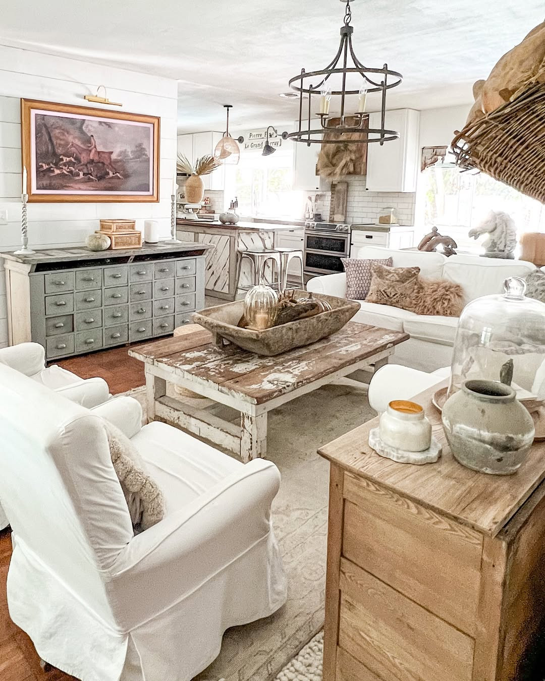 Farmhouse Living Room with Dough Bowl Centerpiece Farmhouse Living Room with Dough Bowl Centerpiece — Winter Home Decor