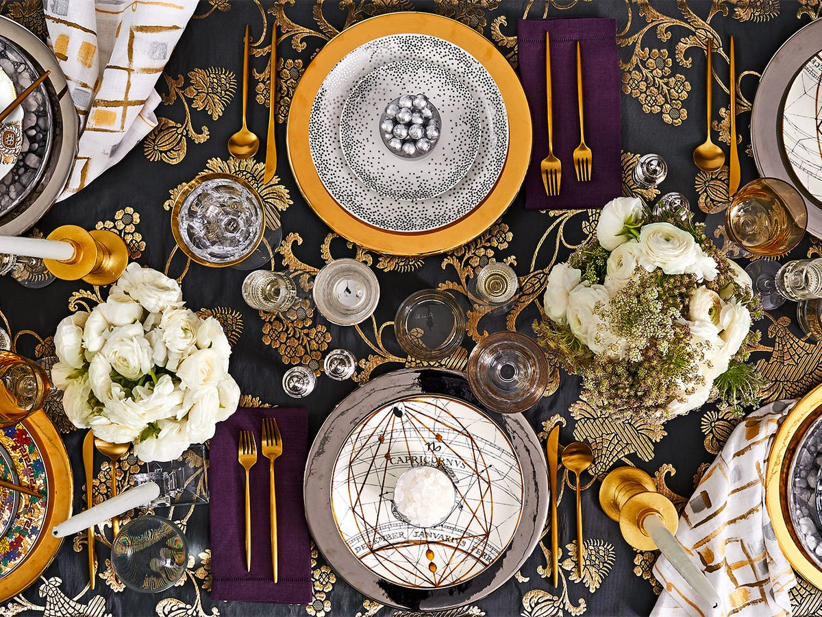 Opulent New Year's Eve Table with Patterned Tablecloth and Florals — New Years Eve Table Decor