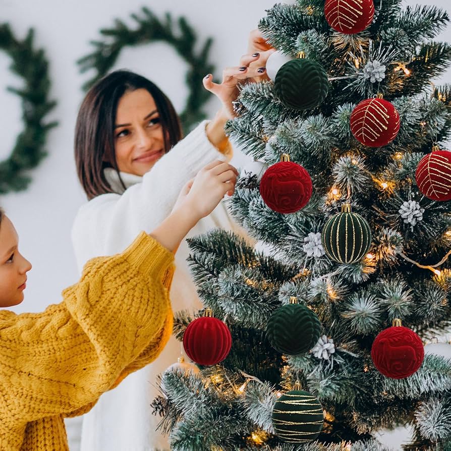Flocked Christmas Tree with Red and Green Velvet Ornaments Flocked Christmas Tree with Red and Green Velvet Ornaments — Red and Green Christmas Tree